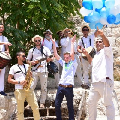 דף הבית 12 דף הבית 12